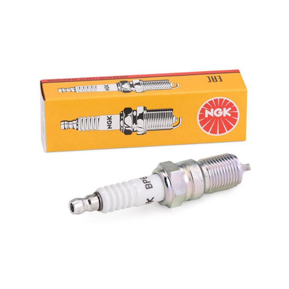 Bujía NGK BP6EFS para Moto | Rendimiento y Fiabilidad