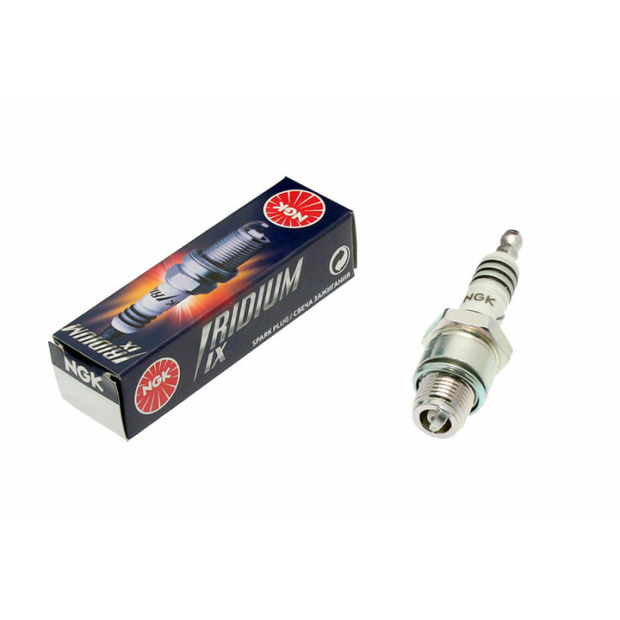 Bujía NGK BKR7EIX-11 para Moto | Rendimiento y Fiabilidad